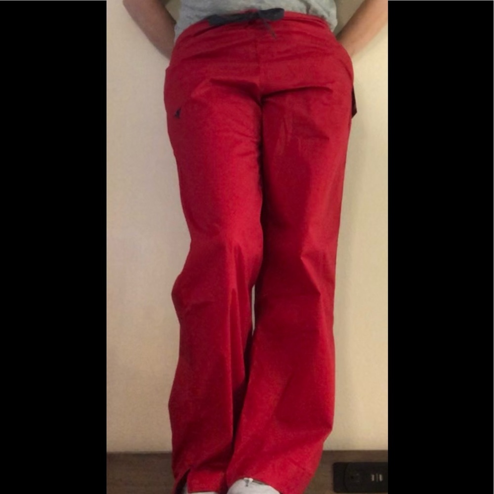 Med Couture scrub pants size medium